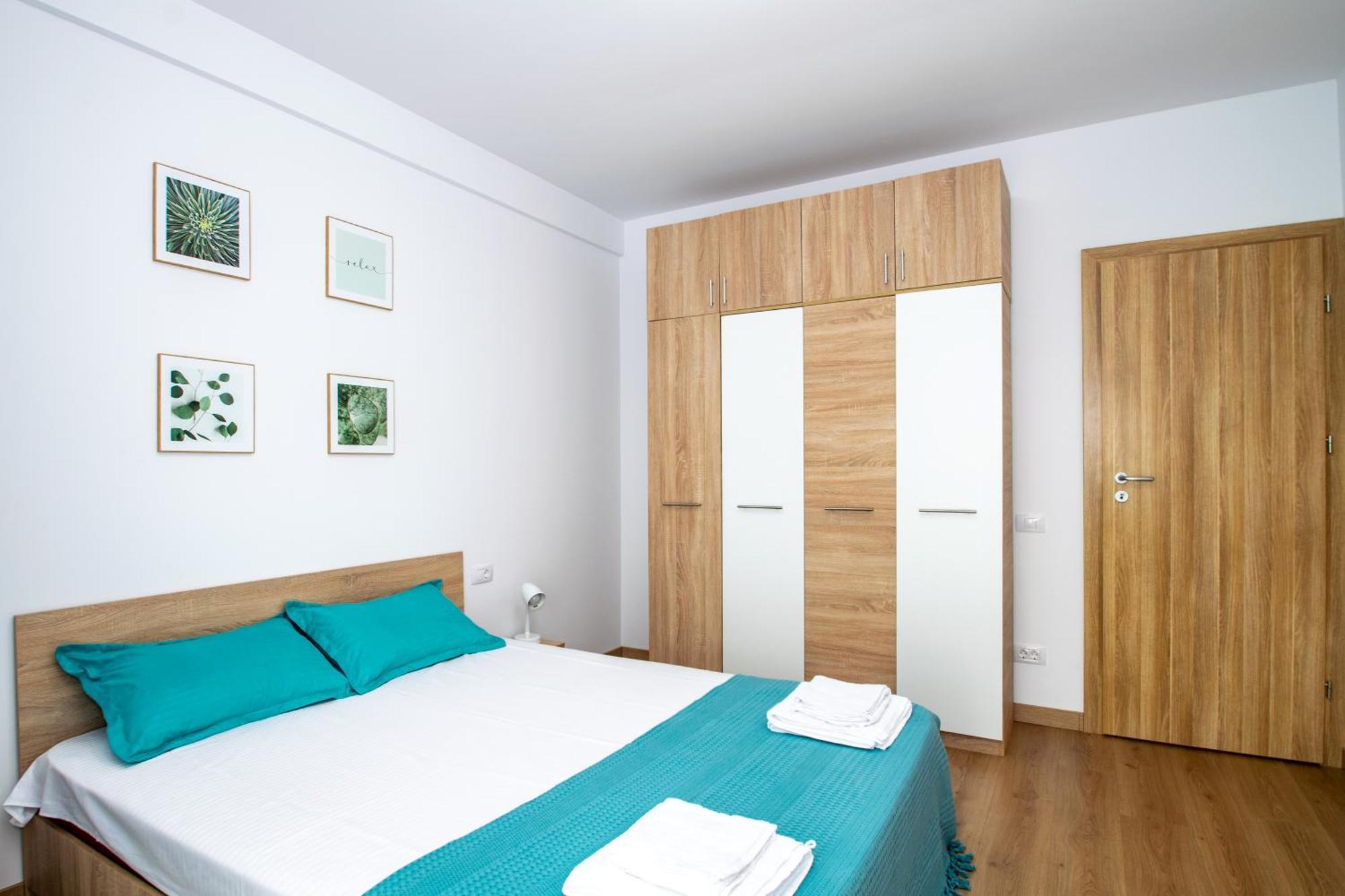 Apartment 1 *