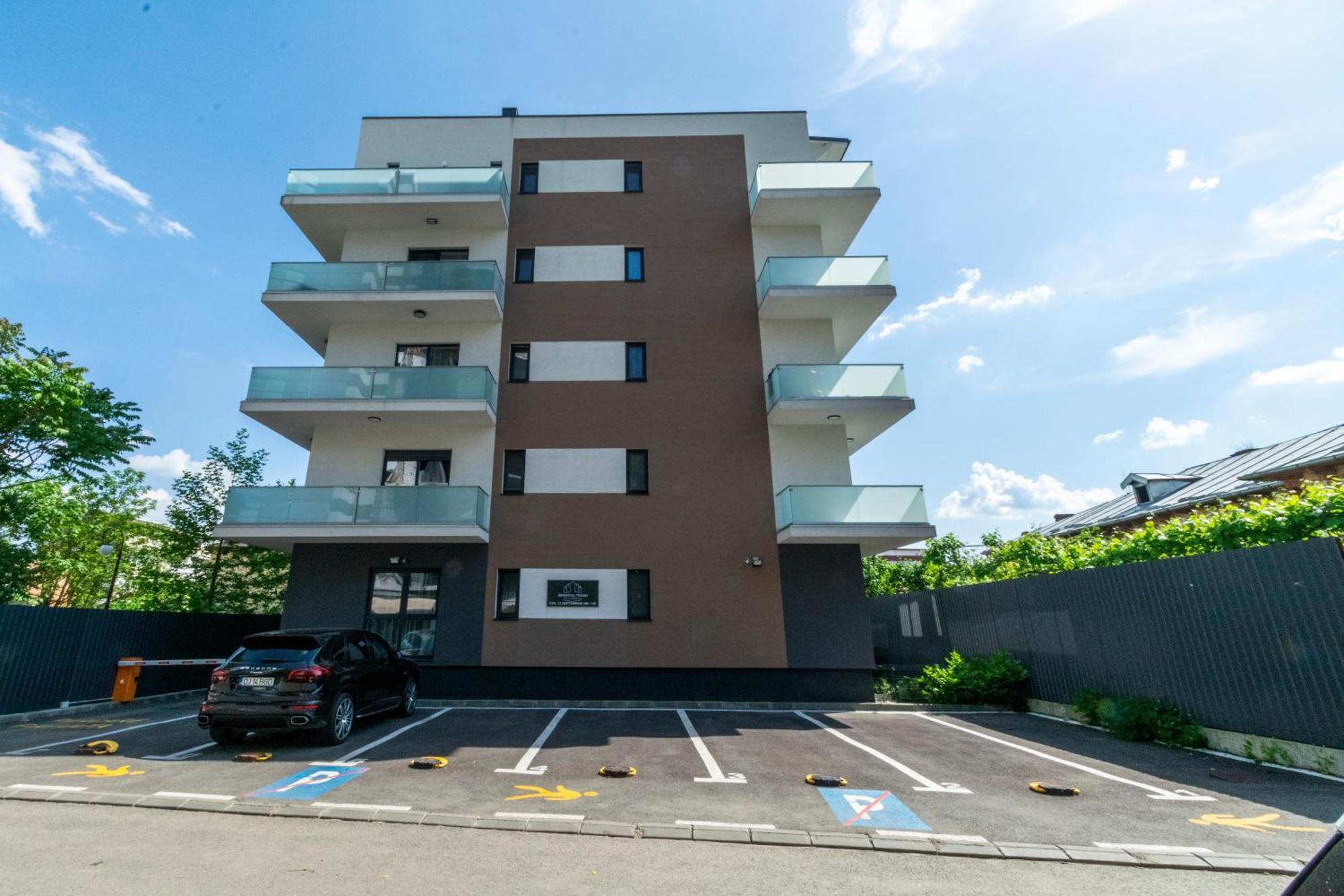 1 * Craiova