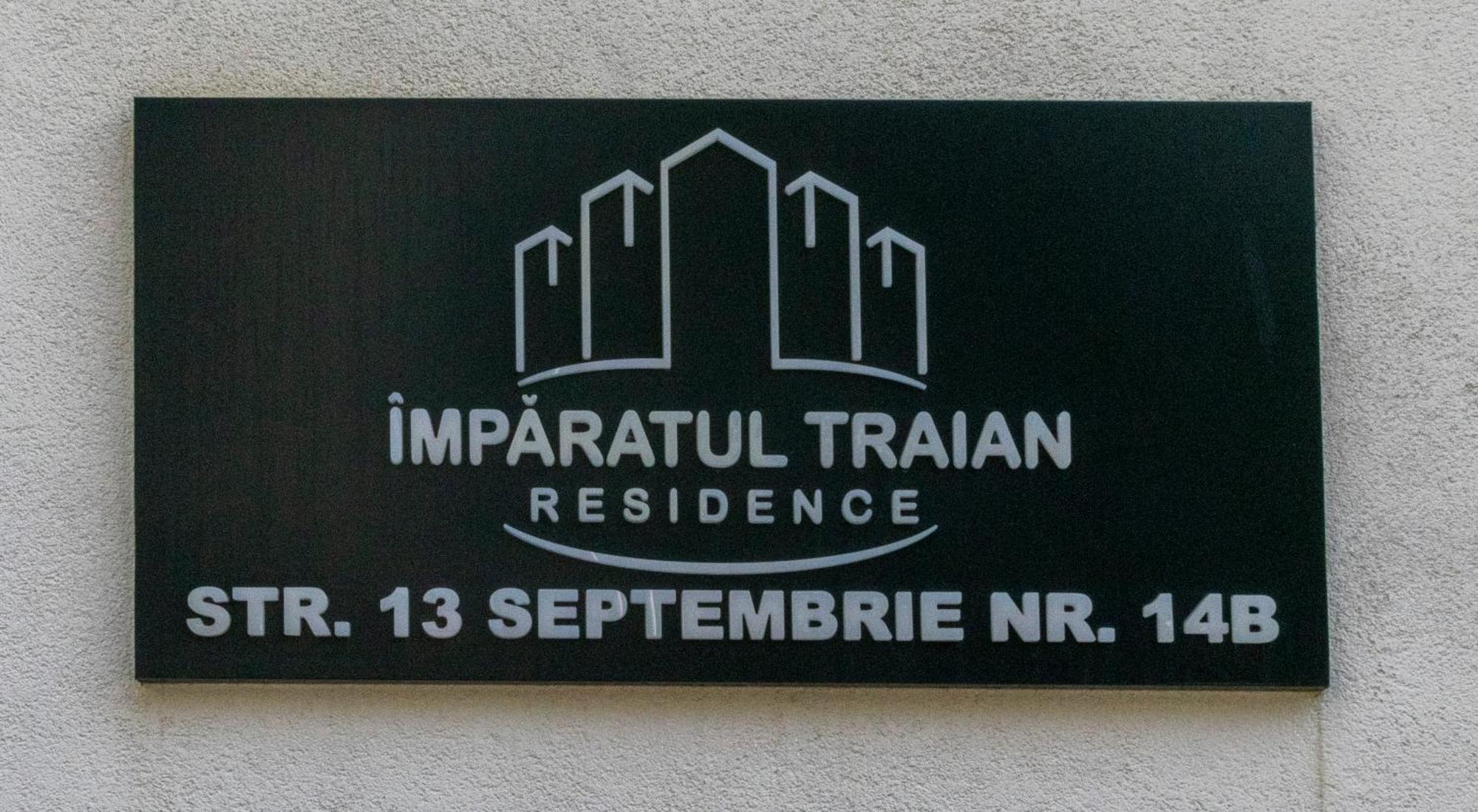 Apartment 1 *